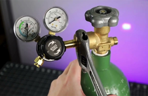 Argon Regulators