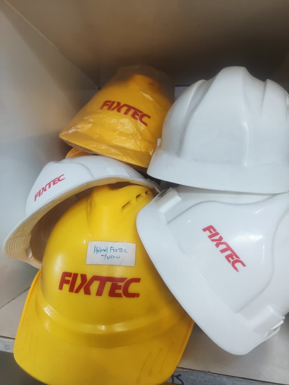 Quality fixtec safety helmate available in Nairobi Kenya